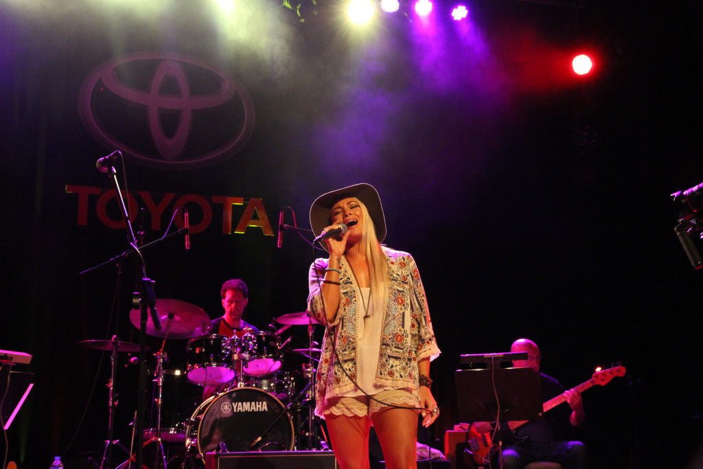 Hayley Jensen - Toyota StarMaker Final 2016 Tamworth 3