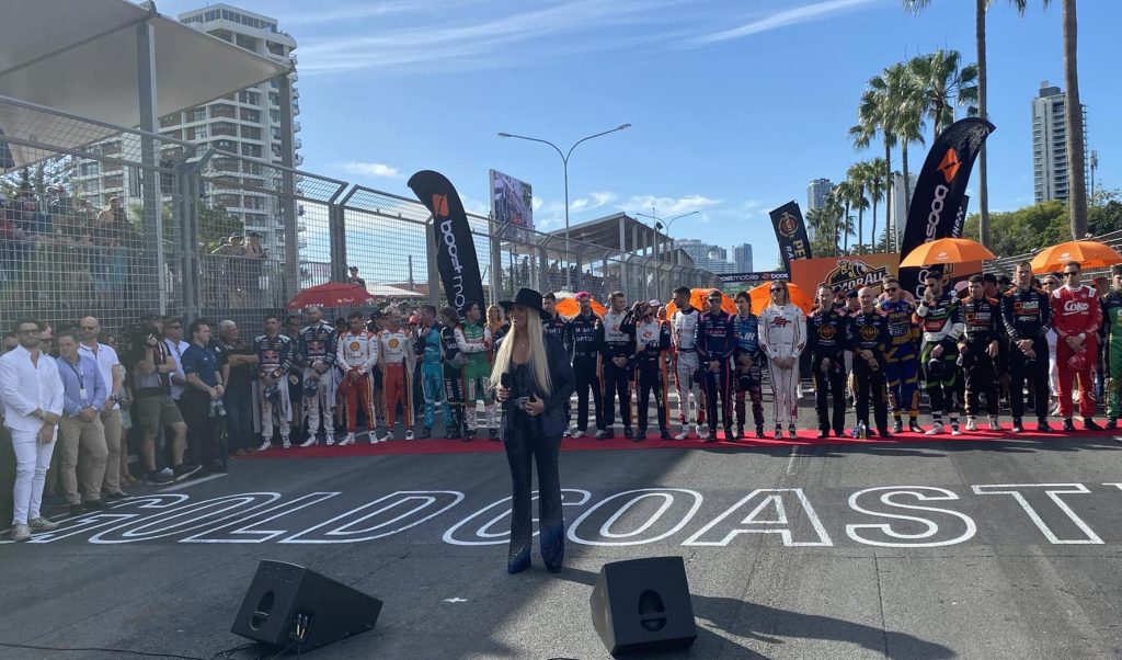 Hayley Jensens sings National Anthem at Gold Coast 500